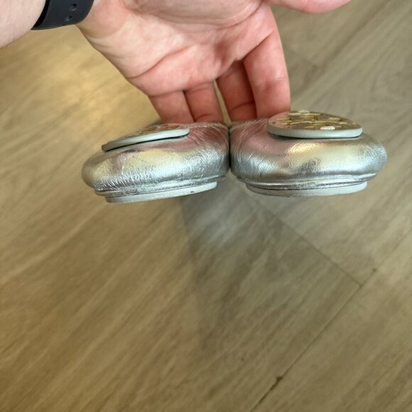 Tory Burch Reva Ballet Flats Metallic Silver Leather Women’s Size 8.5 - Picture 4 of 7
